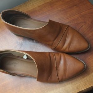 Universal Thread Shoes